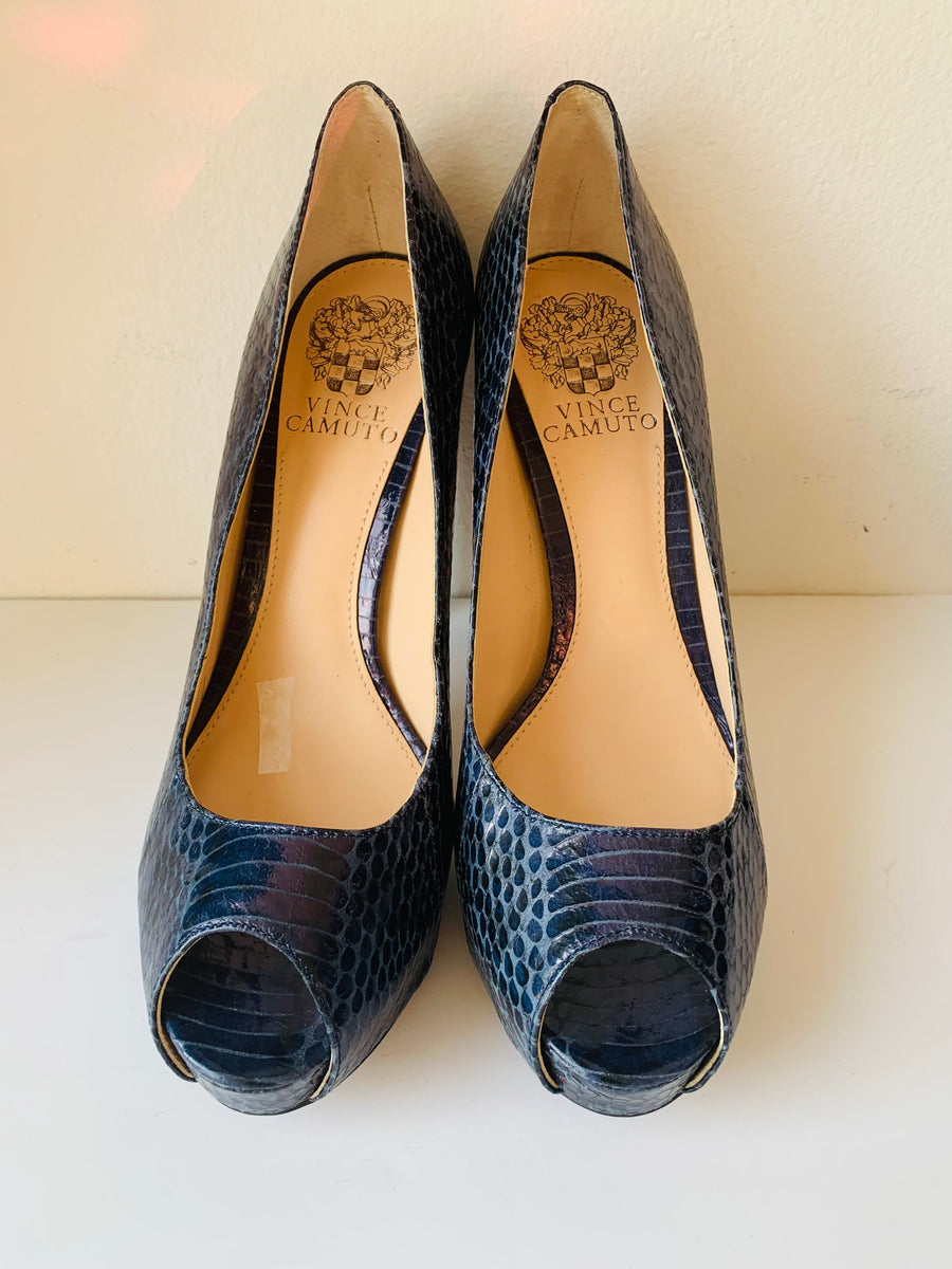 Vince camuto sales snakeskin heels