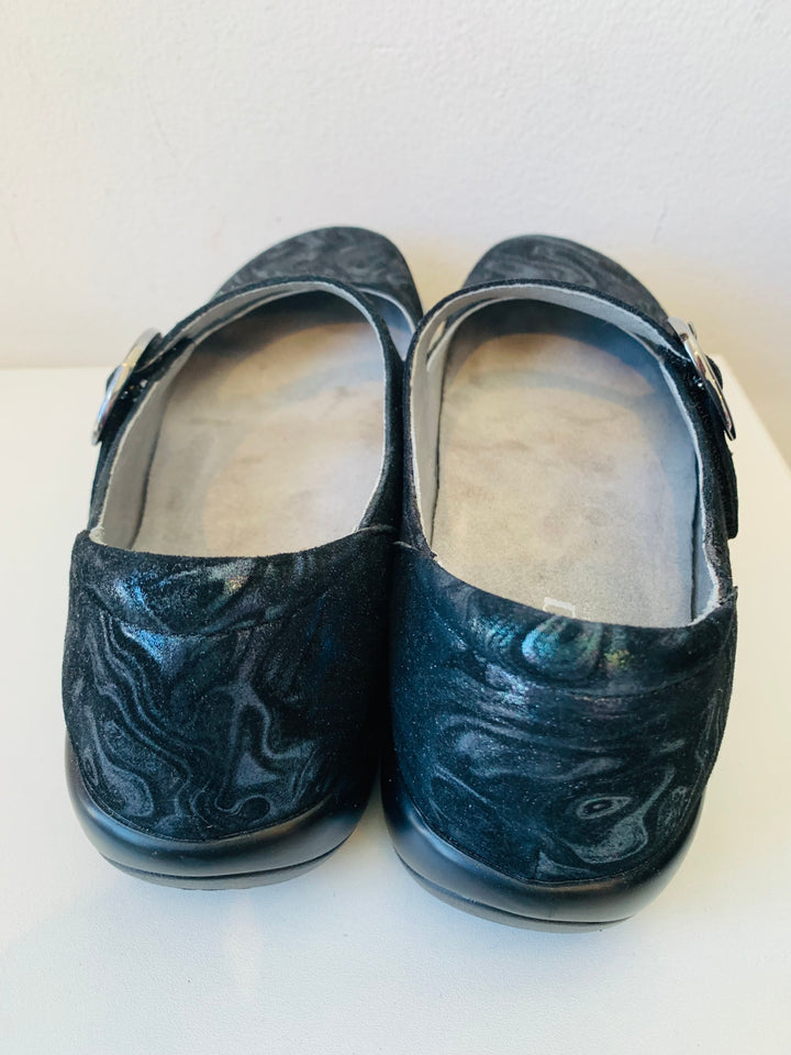 Allegria Black Leather Textured Mary Janes Size 39