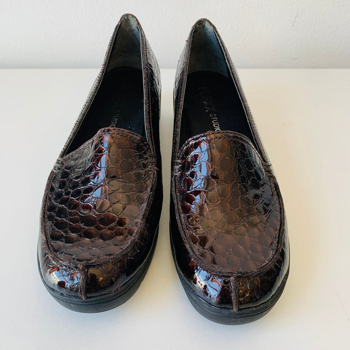 Flexx Studio Brown/Burgundy Patent Embossed Slip on Loafers Size 6.5