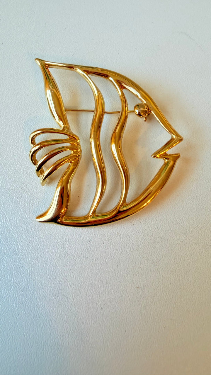 Gold Tone Fish Brooch