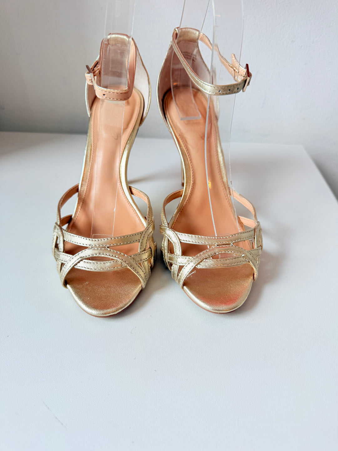 Jewel By Badgley Mischka Haskell II Gold Metallic Ankle Strap Heeled Sandals Size 6.5