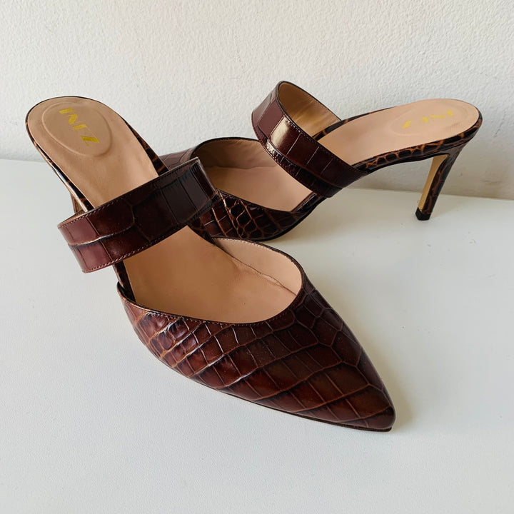 Inez New Never Worn Heeled Brown Leather Mule Size 10