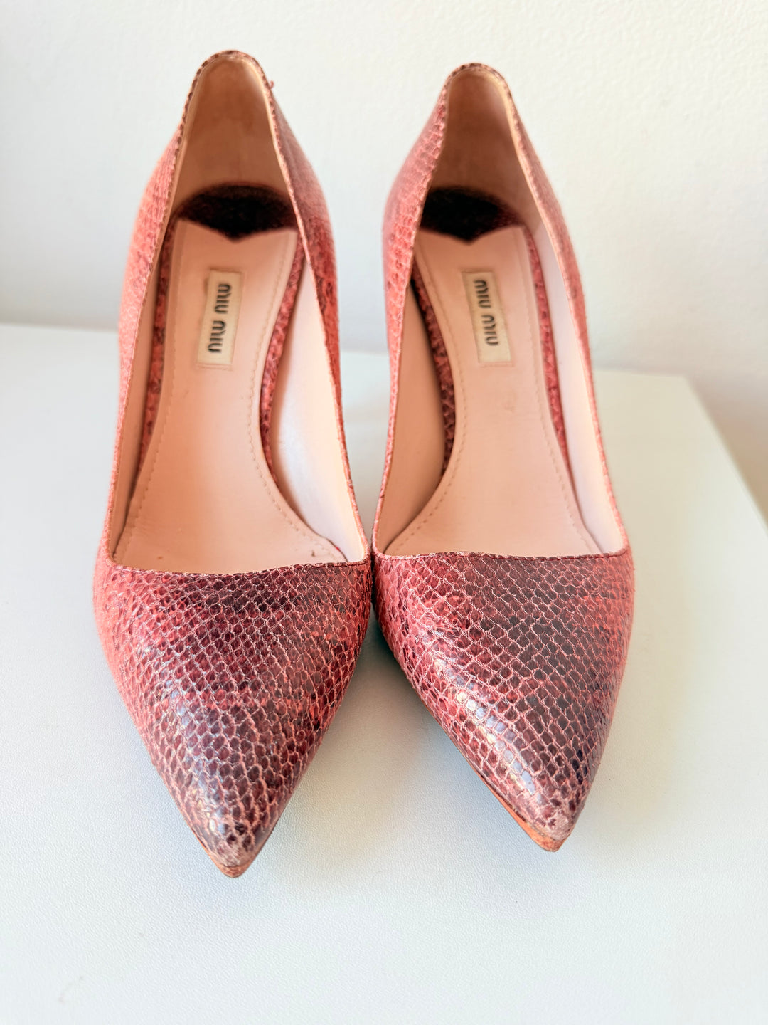 Miu Miu Ayers Pink Camellia Snakeskin Pointed Toe Pumps Size 38
