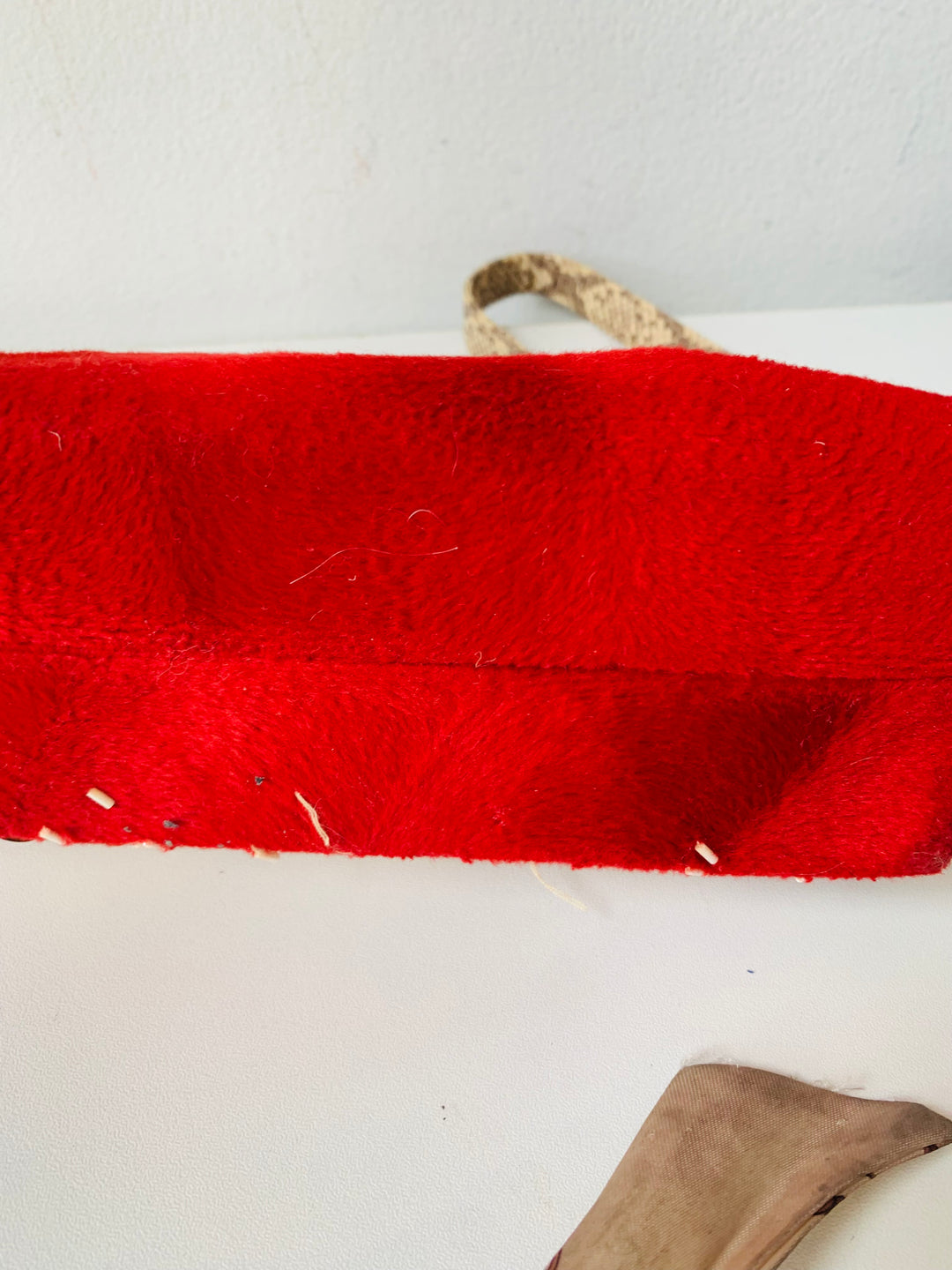 XOXO Red Velvet Sequin Hanbag