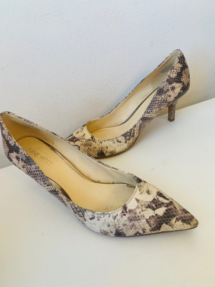 Nine West Faux Snakeskin Pump Size 7.5