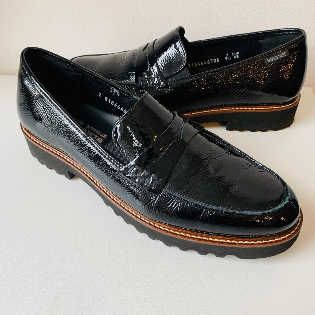 Mephisto Black Patent Leather Slip On Shoes Size 9.5