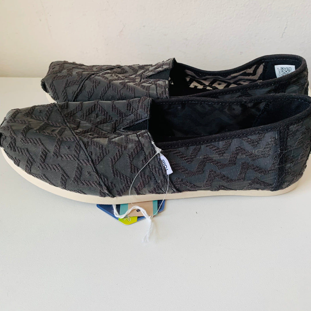 Toms Slip On Grey Shoes New With Tags Size 8