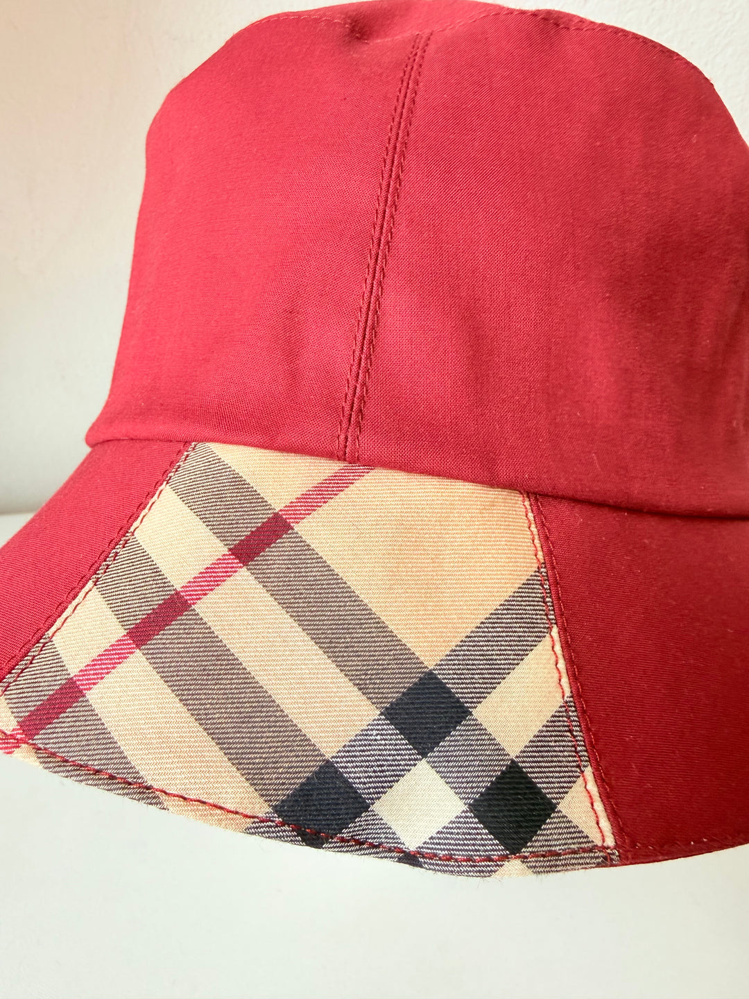 Burberry Red And Beige Nova Check Bucket Hat Size Medium