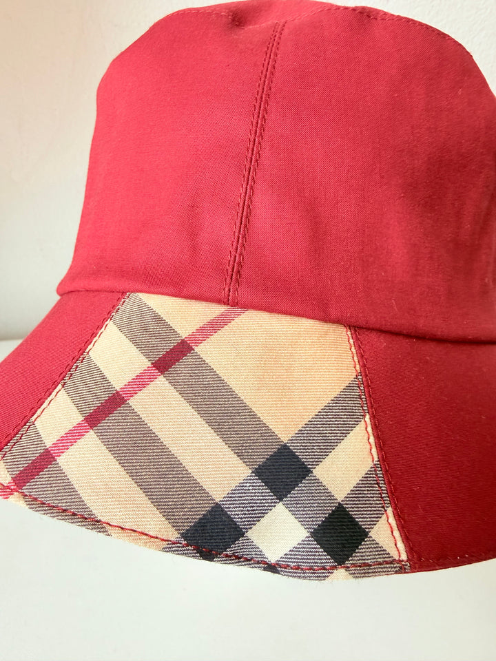 Burberry Red And Beige Nova Check Bucket Hat Size Medium