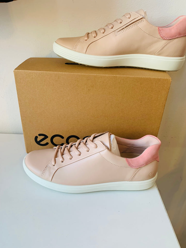 Ecco Soft Pink Rose Dust/Olde Rose Sneakers New In Box Size 41 (Us 10-10.5)