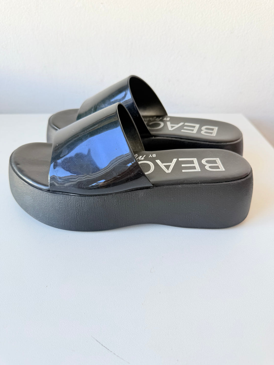 Beach By Matisse Black Platform Slides Size 6 Women’s