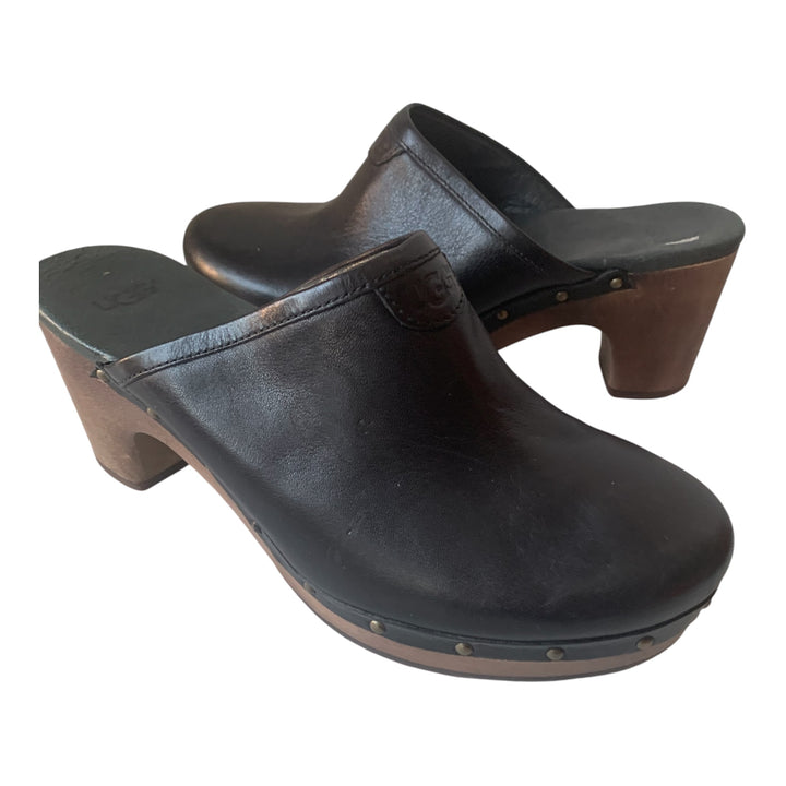 UGG Abbie 1951 Platform Studded Leather Clogs in Black Size 7