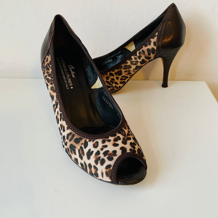 Donald Pliner Couture Peep Toe Cheetah Pumps In Brown Size 8.5