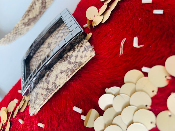 XOXO Red Velvet Sequin Hanbag
