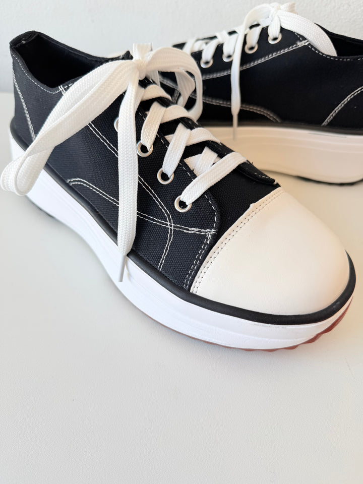 Black Canvas Platform Lace Up Sneakers Size 38 (7.5 US) New