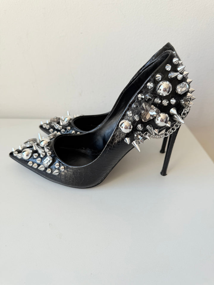 Steve Madden Veronicka Black Rhinestone Studded Pumps Size 8