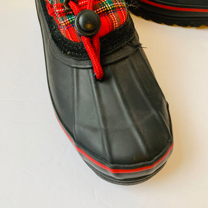 Khombu Plaid Splash Water Resistant Low Boot/Shoe Size 8 Women’s