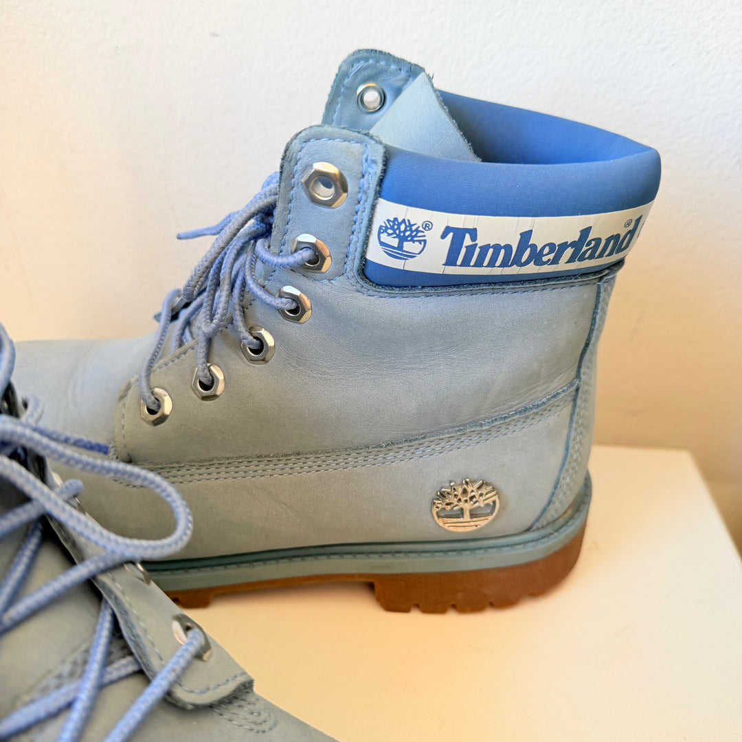 Timberland Light Blue Boots Size 5 Boys (Womens 6.5-7)