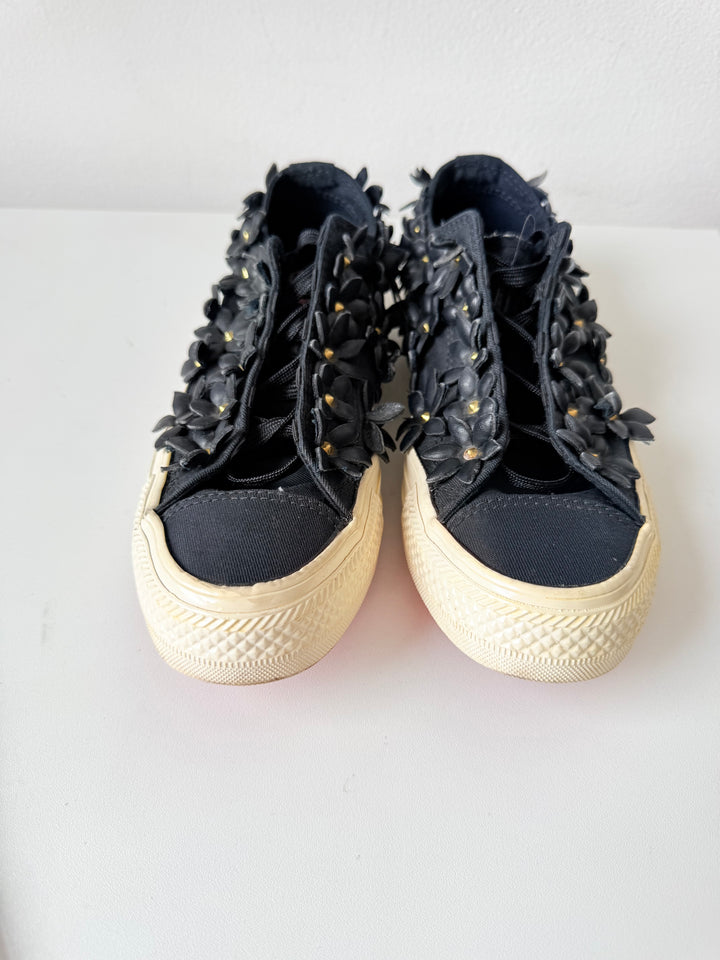 Converse+ PatBo Chuck Taylor All Star Low Top Floral Black Sneakers  Women’s Size 5.5
