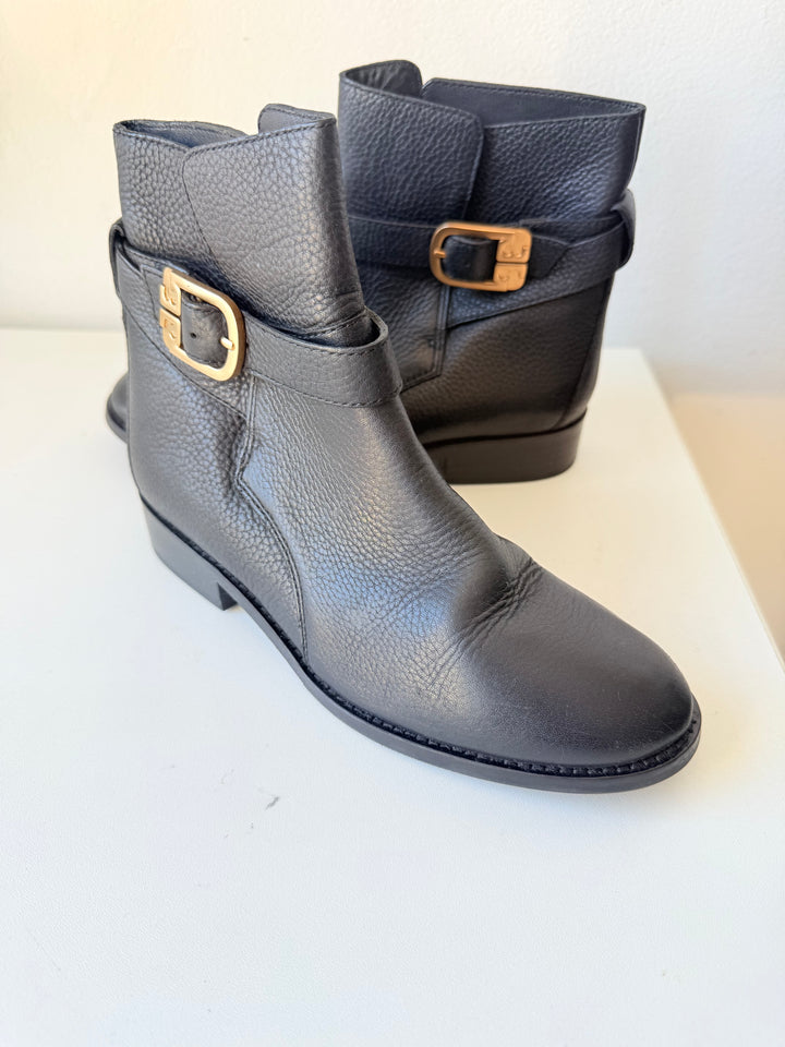 Tory Burch Black Tumbled Leather Brooke Gold Logo Boots Size 6