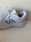 Adidas White Lightmotion Sneakers Size 6 Women’s