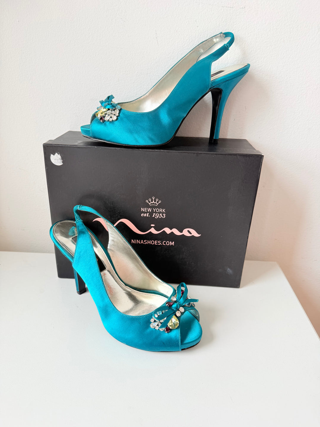Nina Teal Blue Milika Satin Crystal Embellished Peep Toe Heeled Slingbacks Size 8