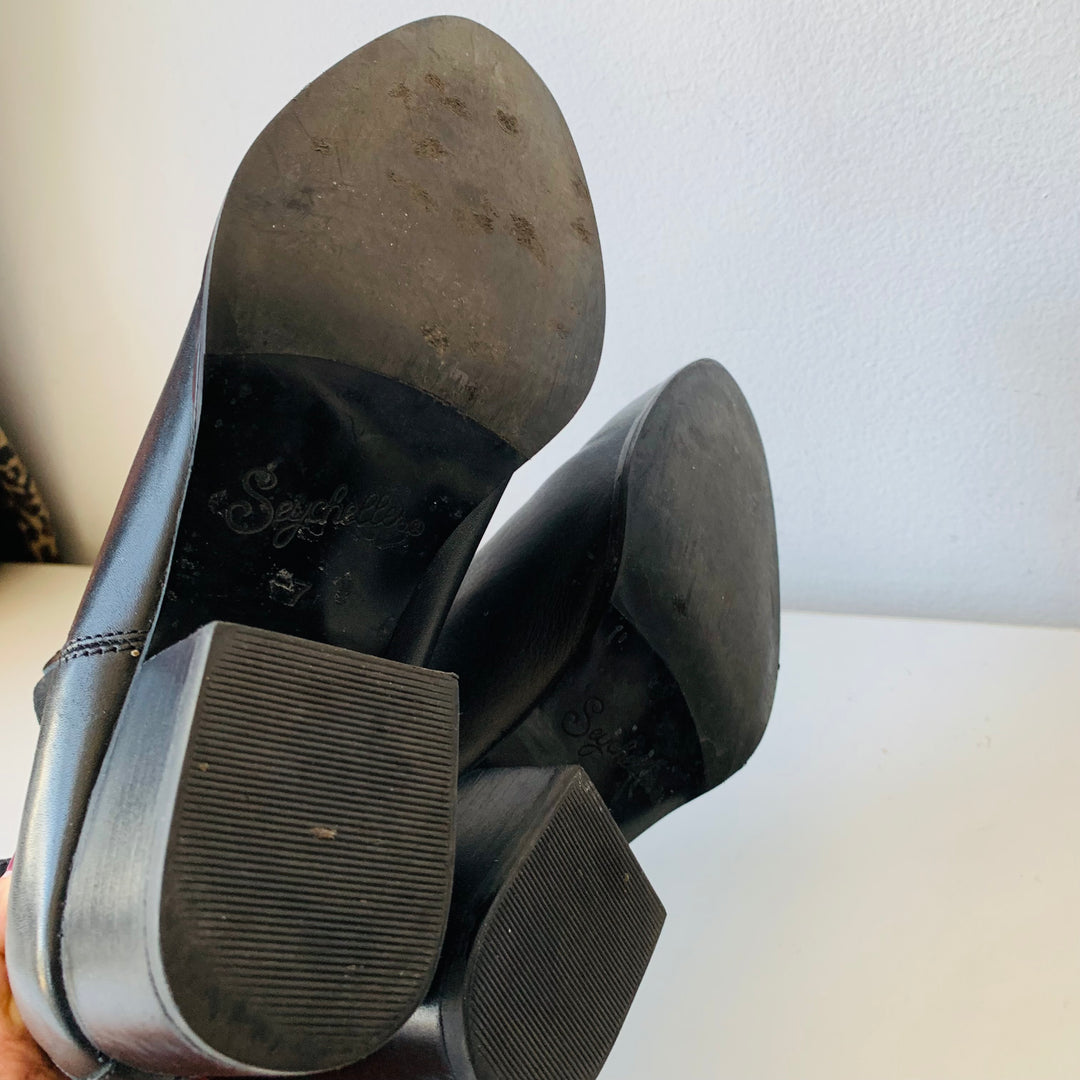 Seychelles Black Leather Slip On Boots Size 7