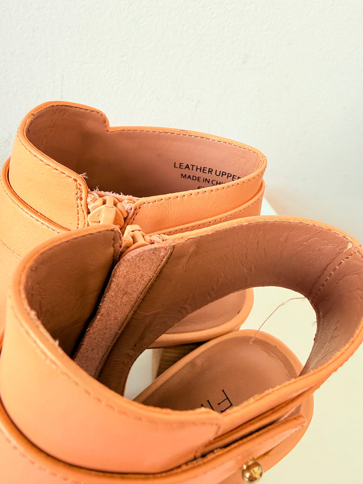 Firth Leather Light Peach Peep Toe Bootie The Shay Model Size 6.5