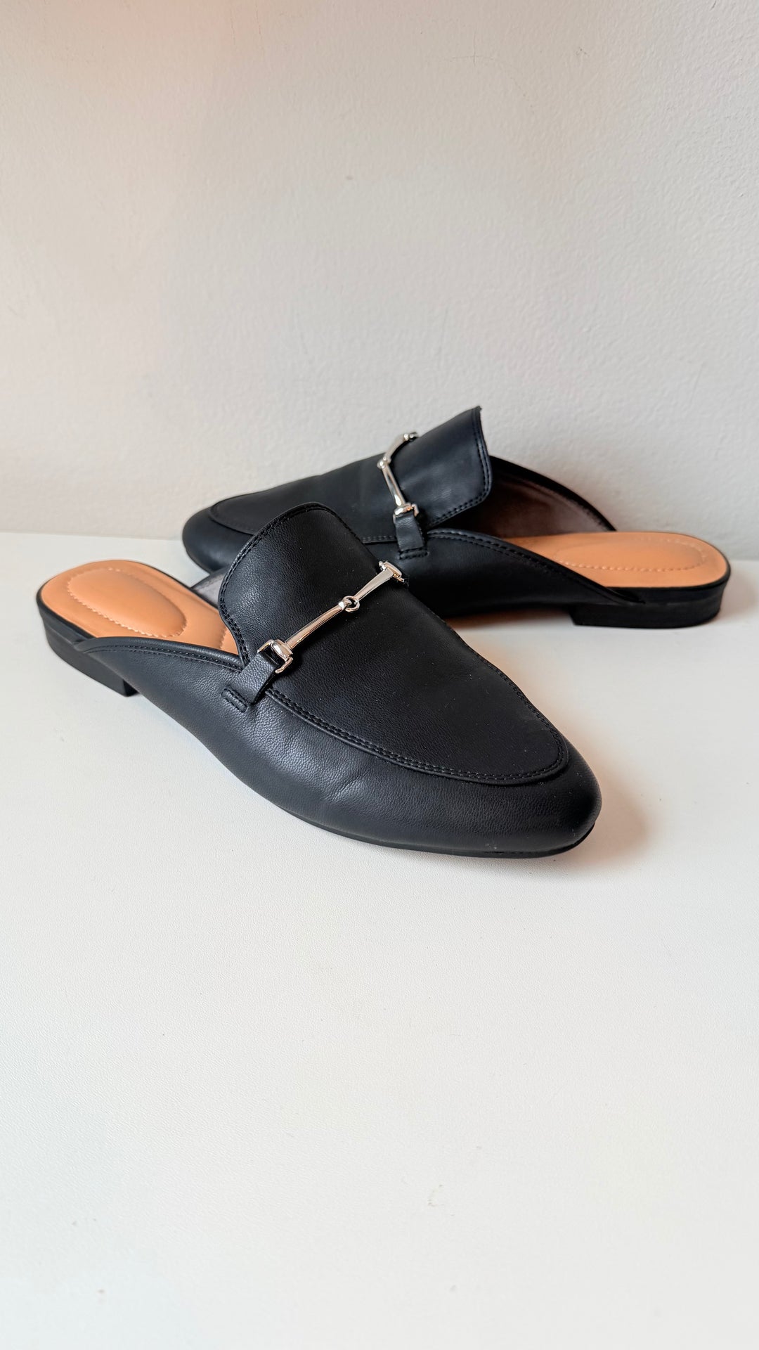 Rachel Zoe Vegan Black Leather horsebit Detail Mules Size 8