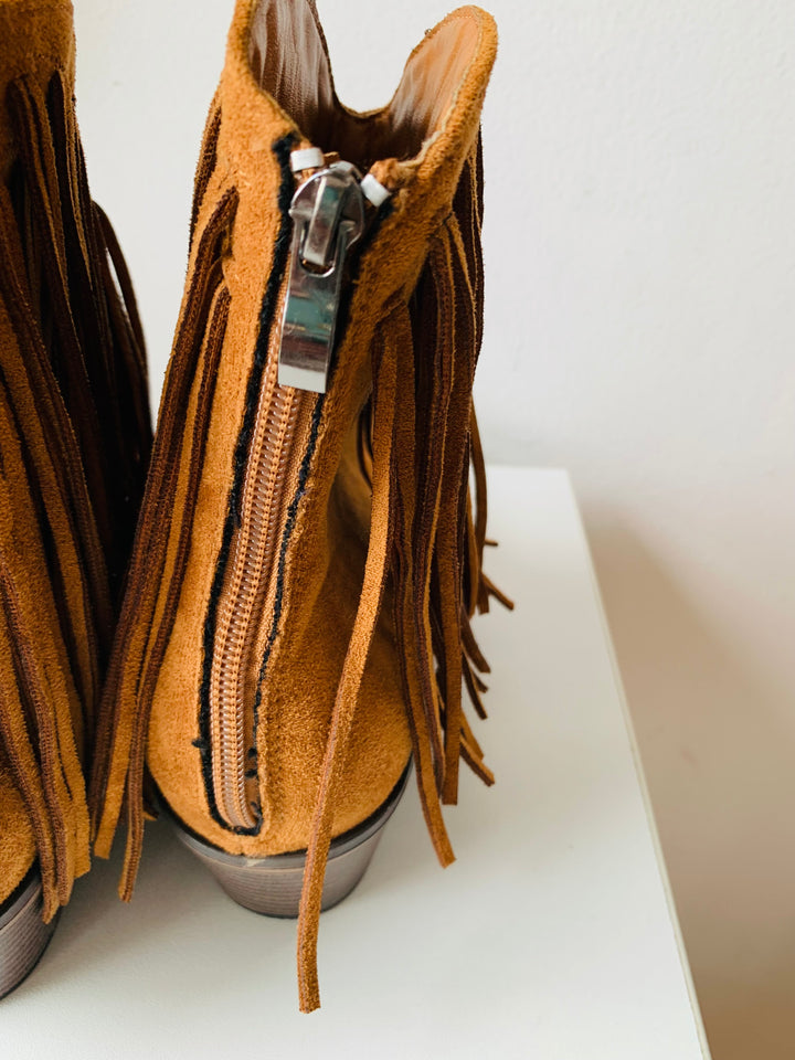 Wild Diva Brown Fringe Suede Boots Size 9