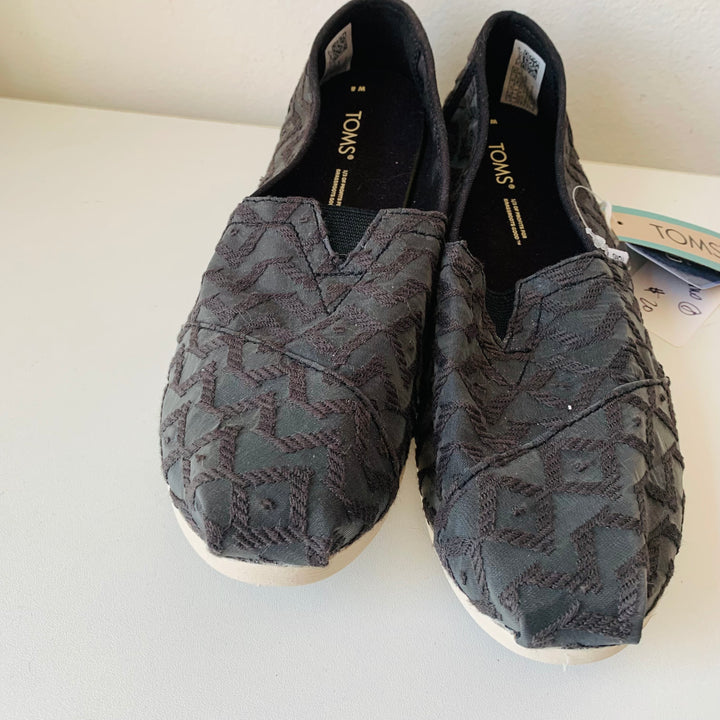 Toms Slip On Grey Shoes New With Tags Size 8