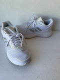 Adidas White Lightmotion Sneakers Size 6 Women’s