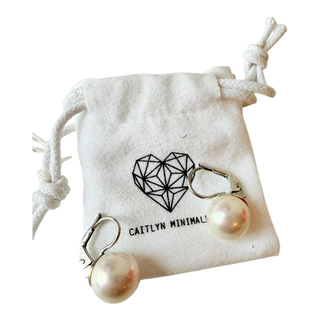 Caitlyn Minimalist Pearl Drop Pierced Earrings