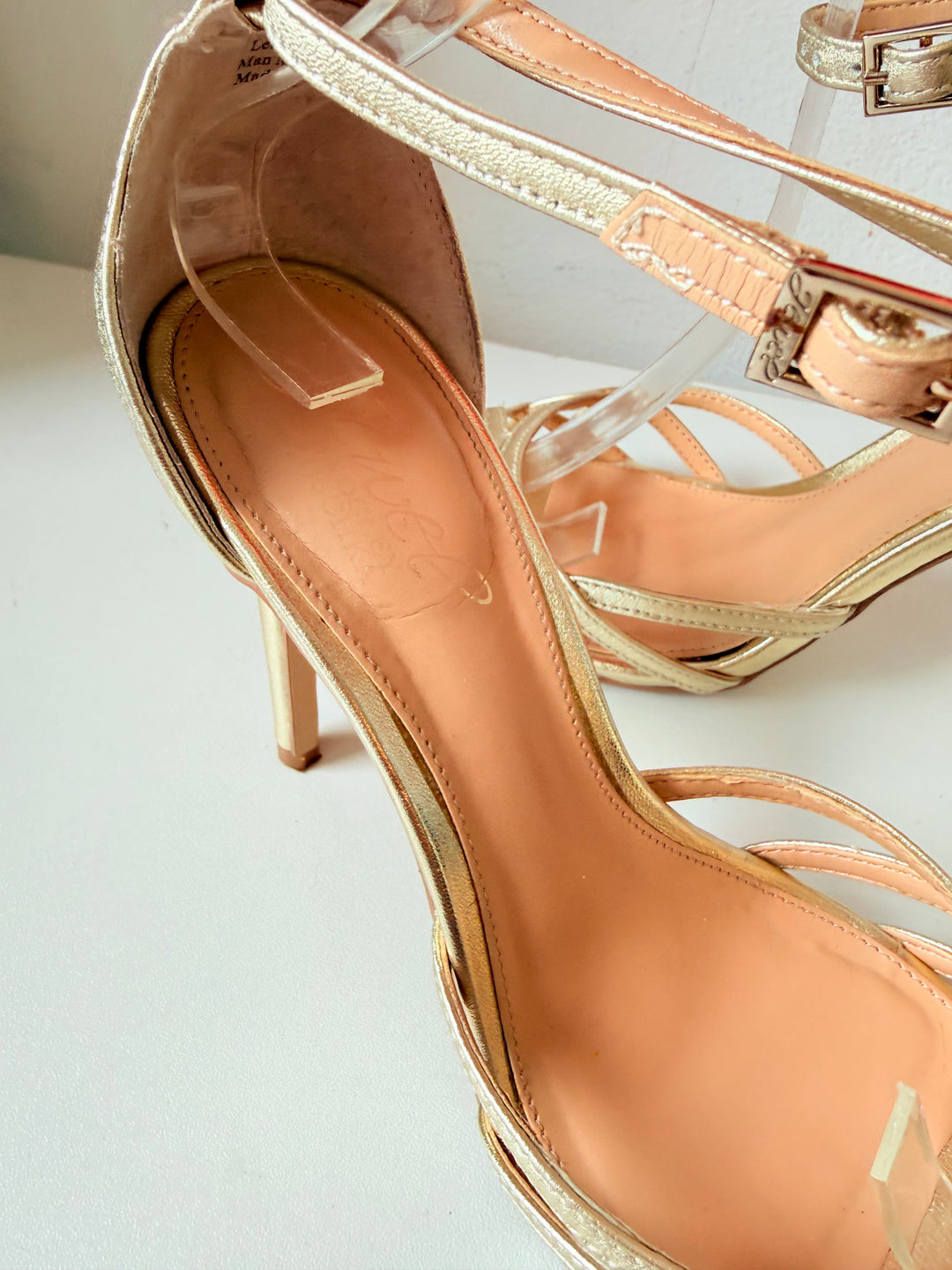 Jewel By Badgley Mischka Haskell II Gold Metallic Ankle Strap Heeled Sandals Size 6.5