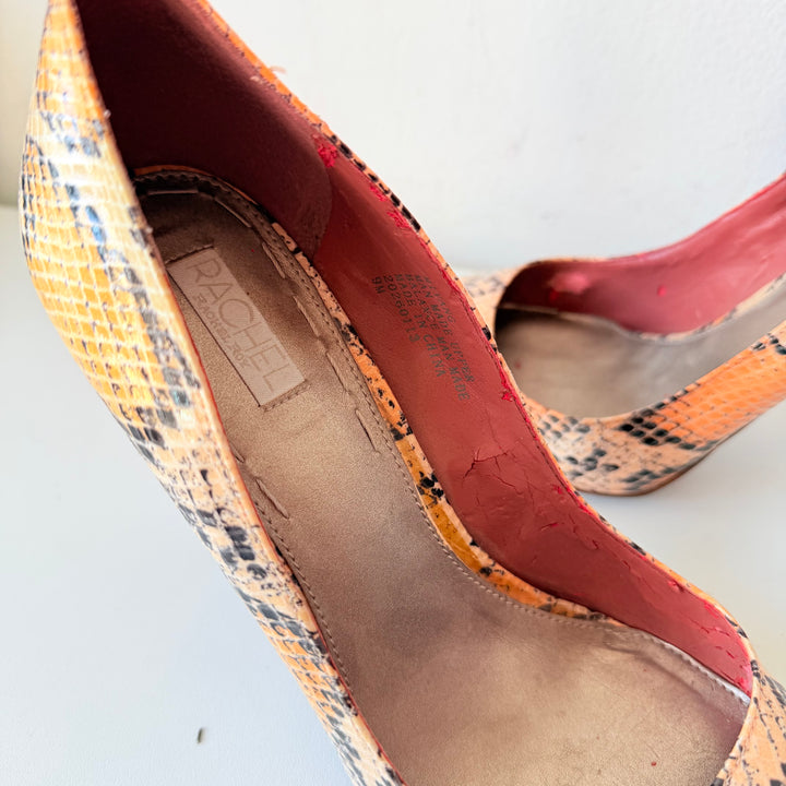 Rachel Roy Miyang Pointed Toe Spiked Pumps Size 9