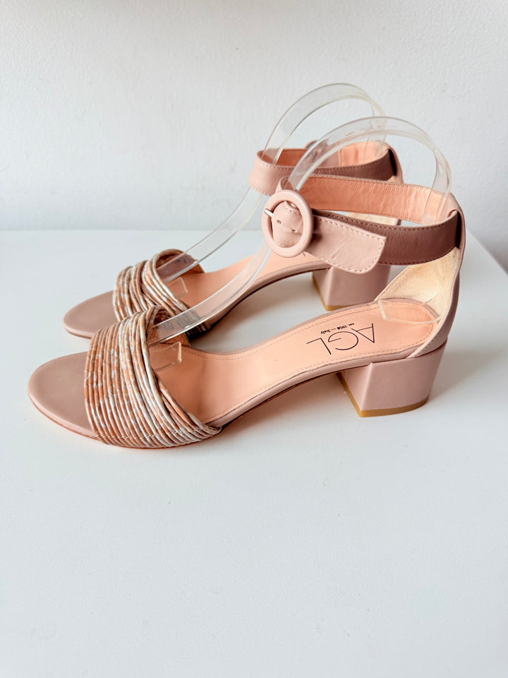 AGL Attiloto Giusti Leombruni Leather Ankle Strap Block Heel Sandals Size 40.5