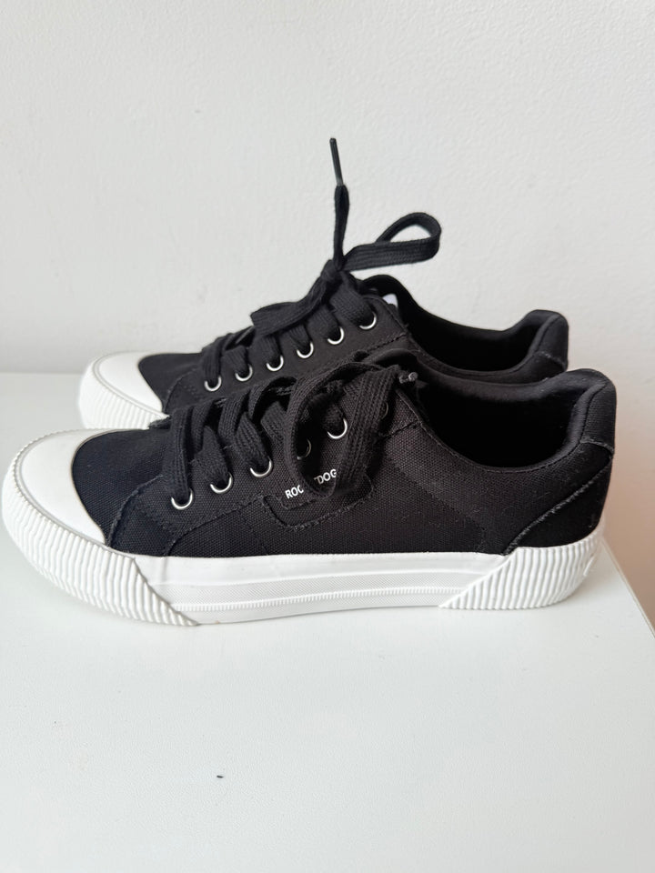 Rocketdog Black Canvas Sneakers Size 8