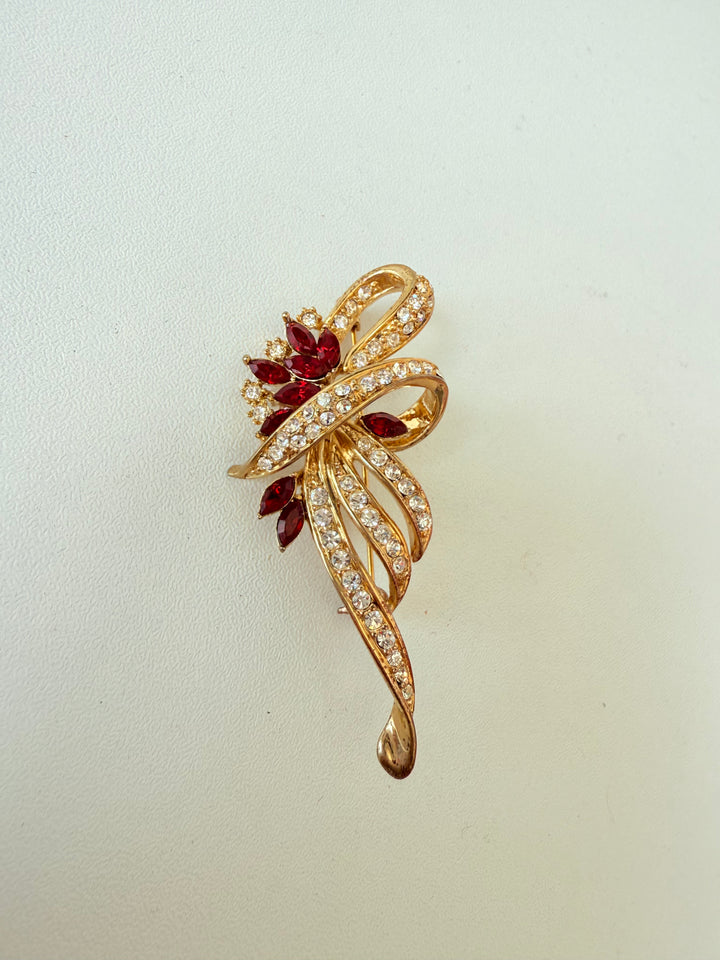 Vintage Gold Tone Rhinestone Red & Clear Brooch