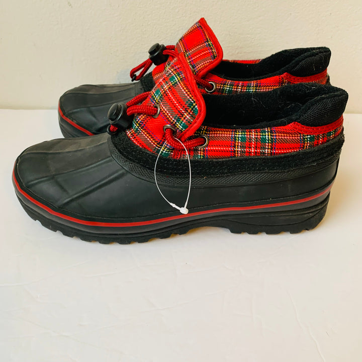 Khombu Plaid Splash Water Resistant Low Boot/Shoe Size 8 Women’s