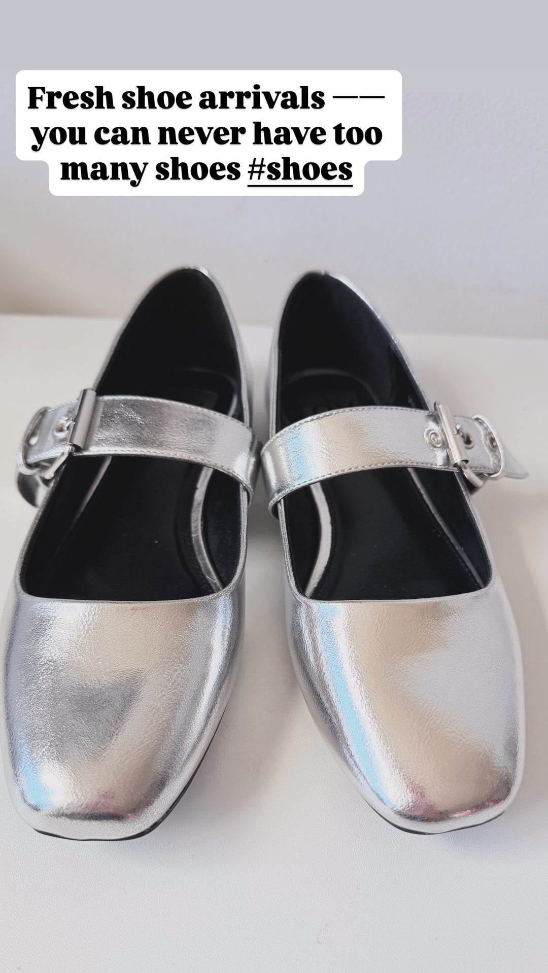 DV by Dolce Vita Millie Silver Mettalic Buckled Ballet Flats Size 7 New