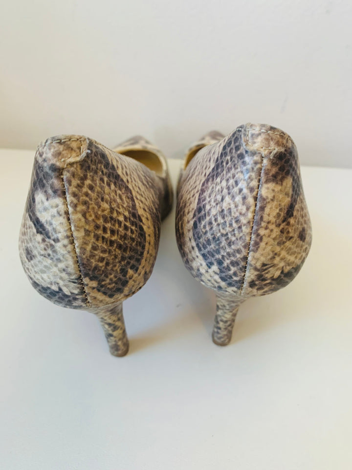 Nine West Faux Snakeskin Pump Size 7.5