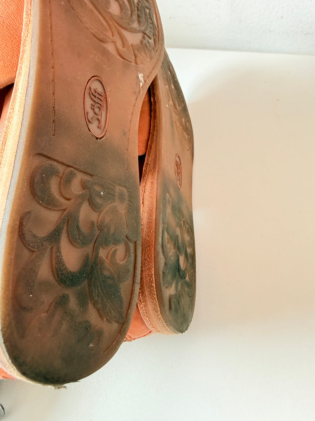 Sofft Evonne Leather Sandals Size 8 Color Luggage