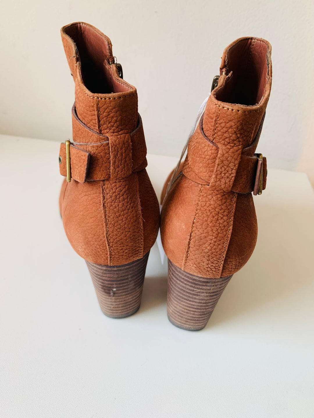Cole Haan Brown Pebble Grain Leather Ankle Boots Size 7.5