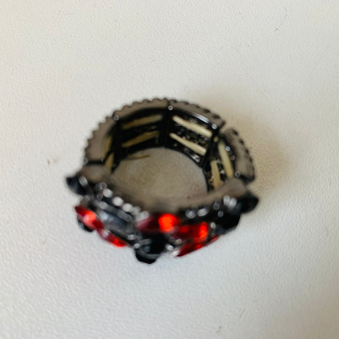 Red and Black Rhinestone Stretch Ring In Platinum Tone