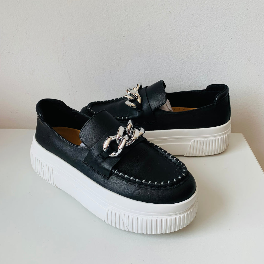 J/Slides Black Leather Willa Slip On Shoes Size 7