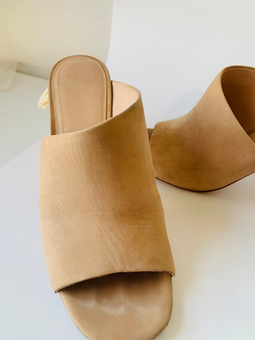 Pour la Victoire Suede Peep Toe Fringe Heels Size 8