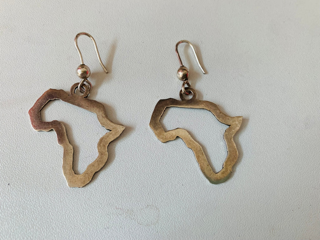 Sterling Silver Africa Pierced Earrings