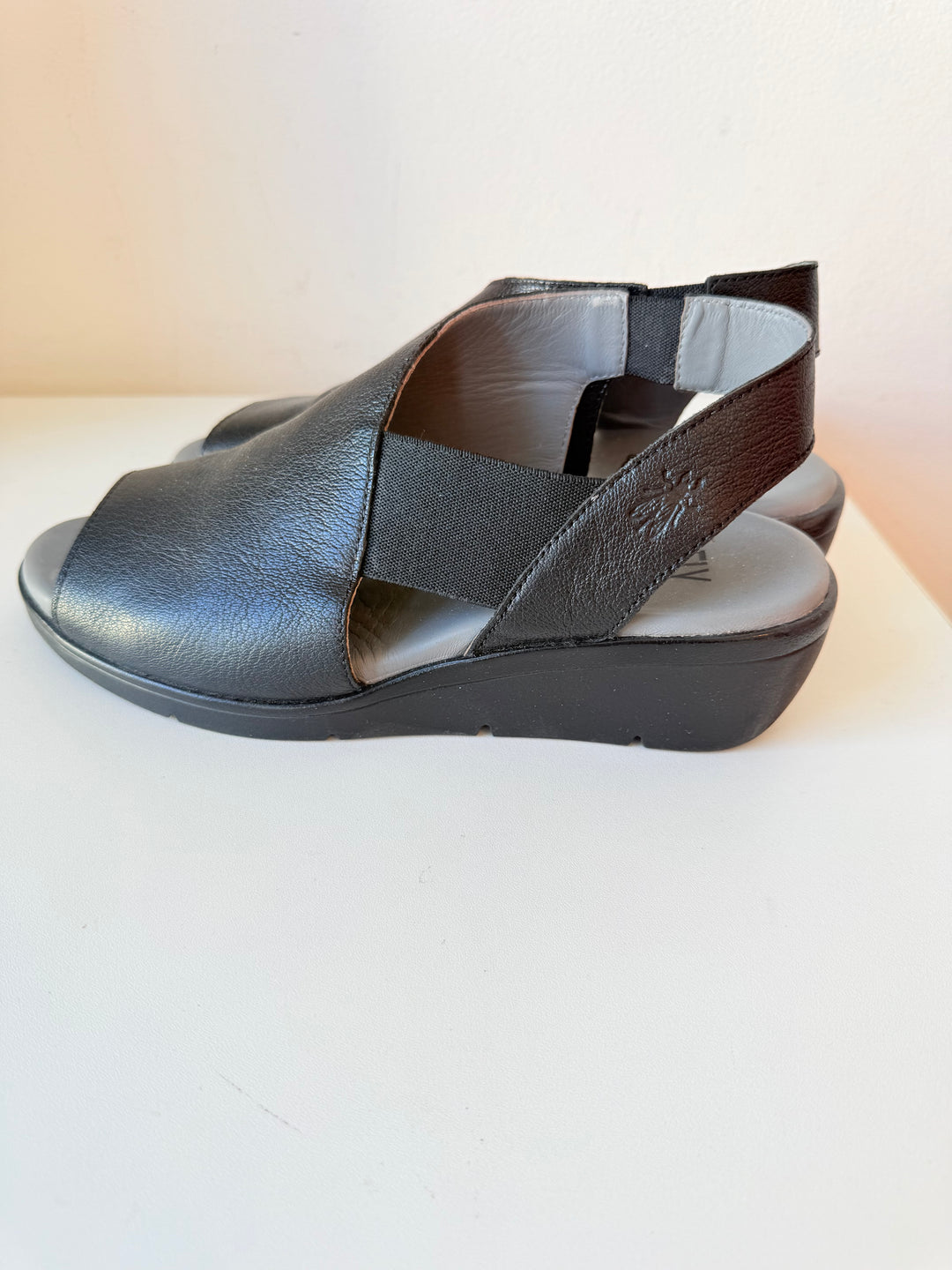 Fly London Nily Wedge Black Leather Sandals Size 39