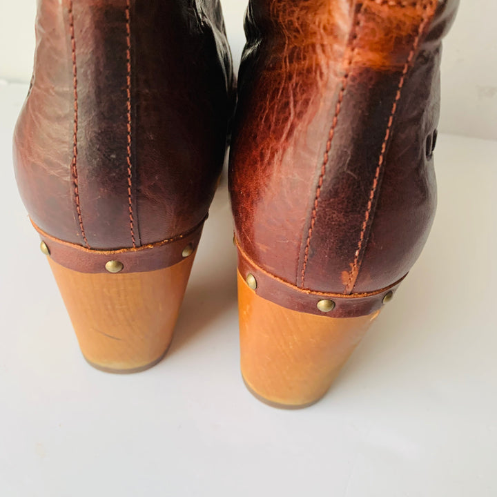 UGG Australia Lynnea Sheepskin Lined Brown Leather Boots Size 7