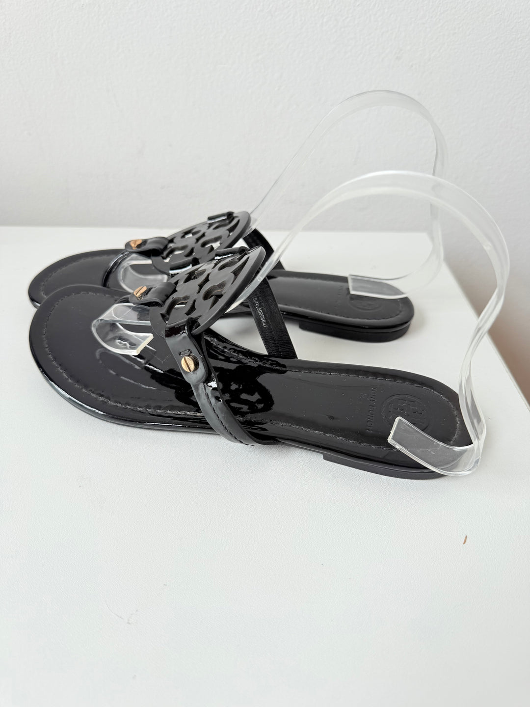 Tory Burch Black Patent Leather Miller Thong Sandals Size 8.5